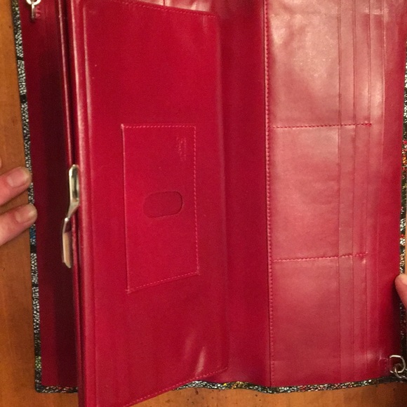 Lotus - Picture 6 of 8